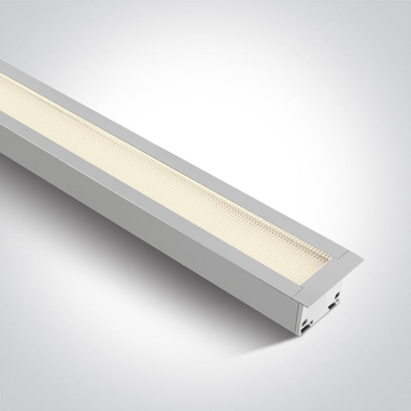 WHITE RECESSED UGR19 40W CCTV PV 230V